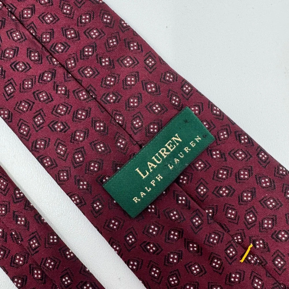 Lauren Ralph Lauren Mens Silk Tie‎ Burgundy Geometric Diamond Pattern